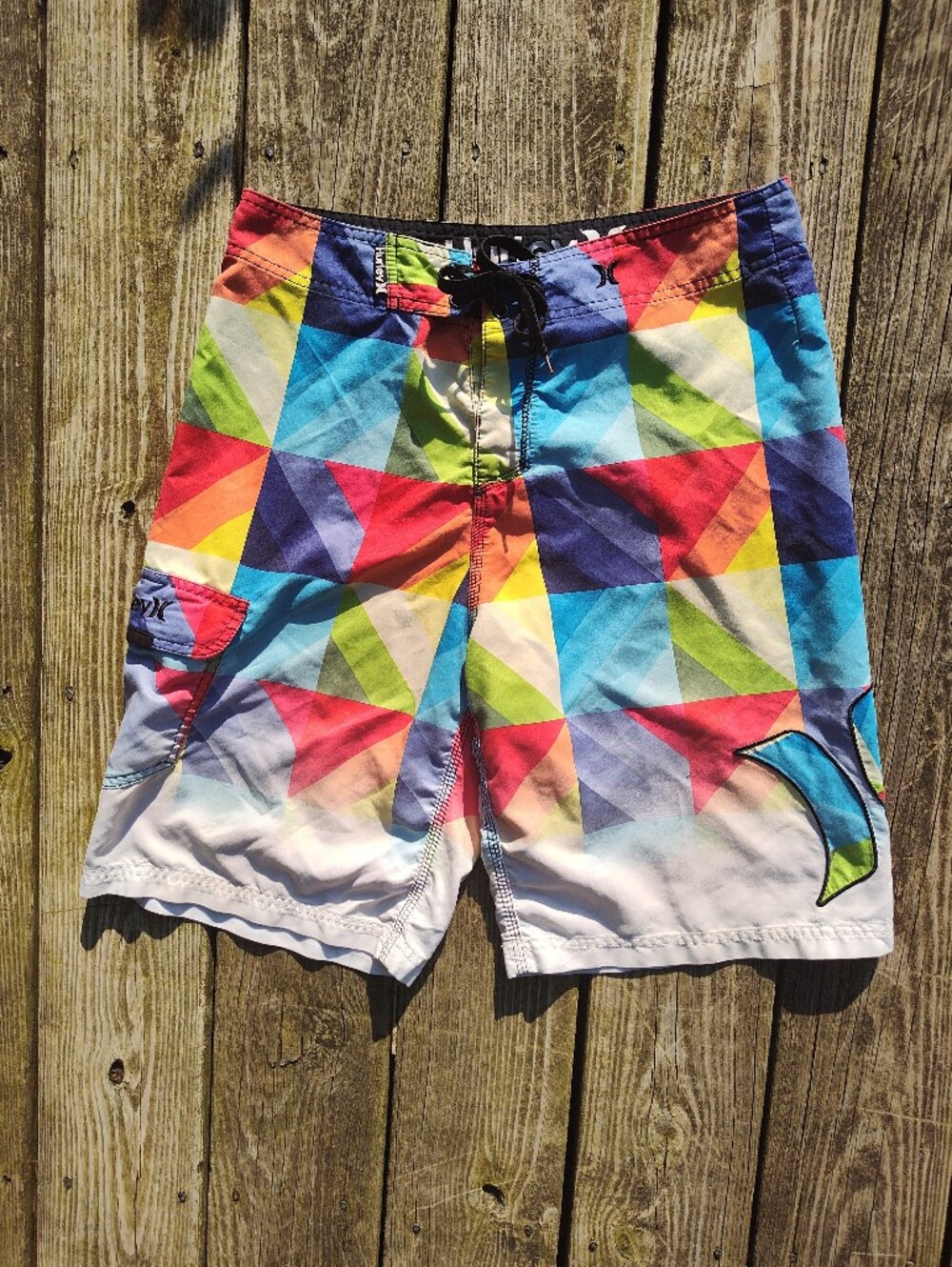 Hurley M Rainbow Board Shorts Geometric Sz 32 Colorful Embroidered Swim Trunk